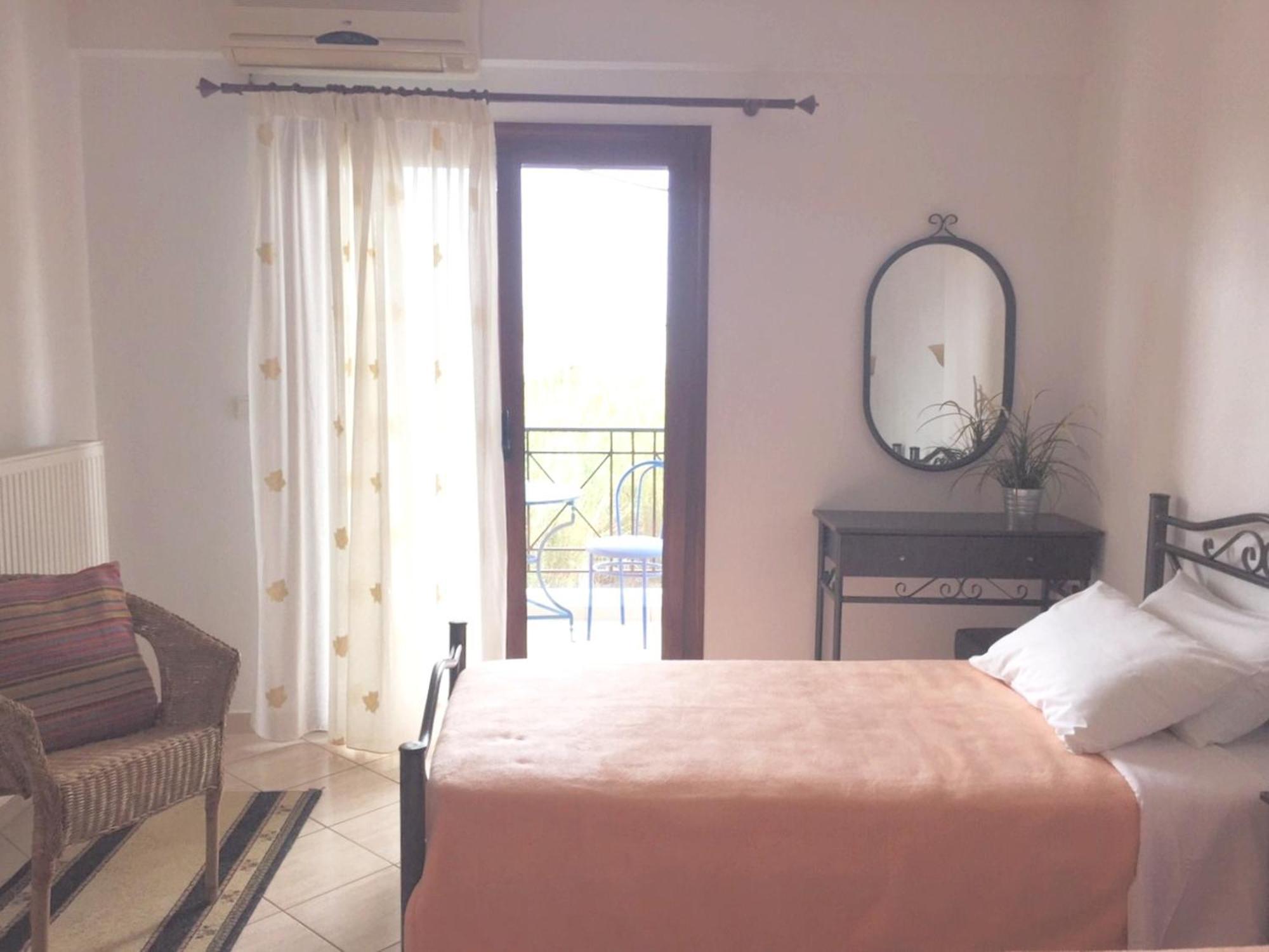 Holiday Zigos Igoumenitsa Exterior photo